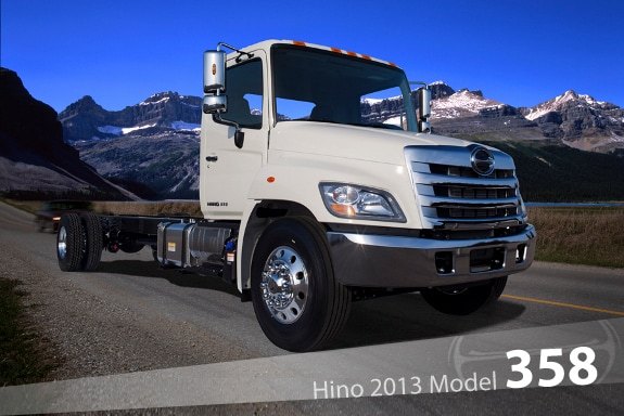 2013 HINO 358