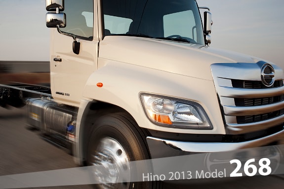 2013 HINO 268